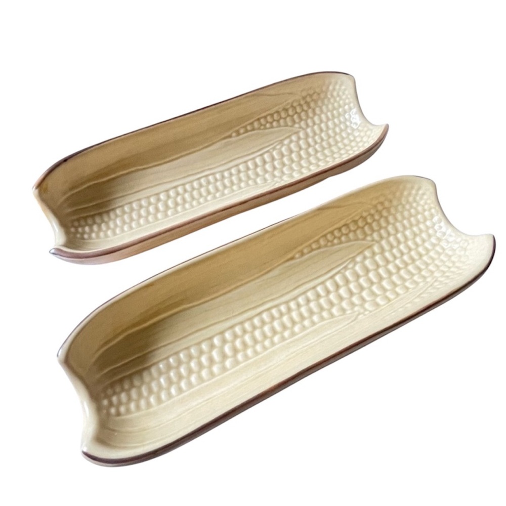 Pfaltzgraff Vintage Village Patter Stoneware Corn Cob Holders Set Of Two